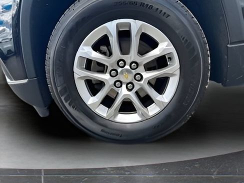 Used 2019 Chevrolet Traverse LT AWD/4WD image 32
