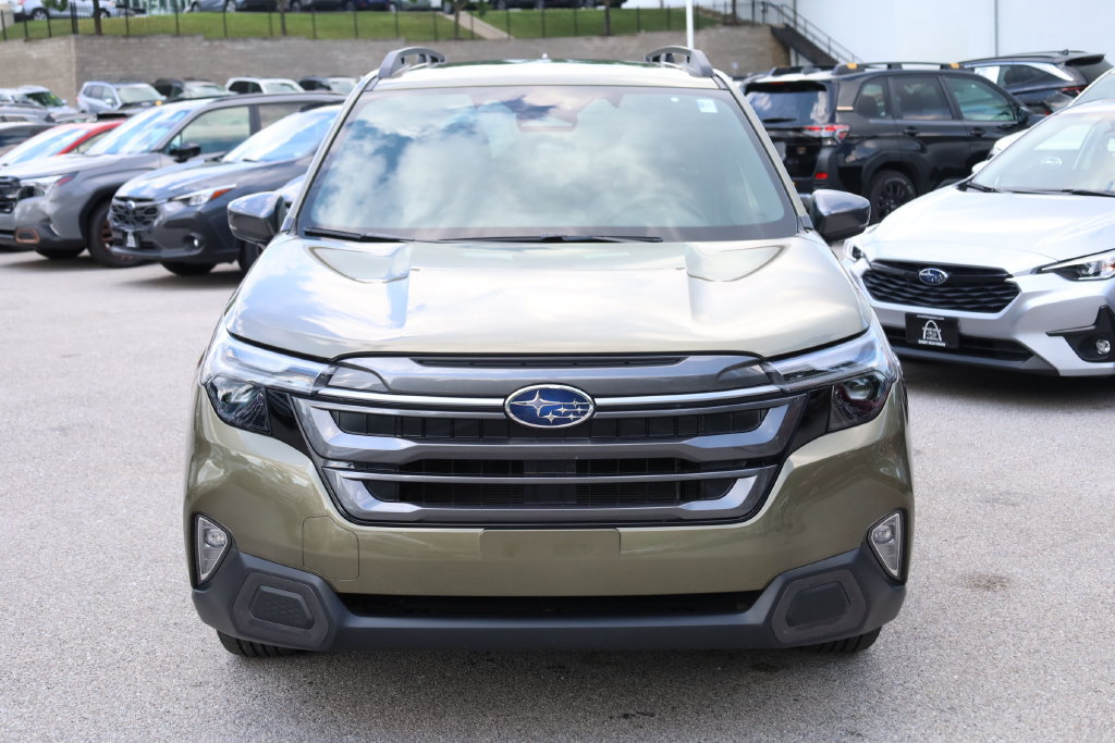 Used 2026 Subaru Forester Limited AWD/4WD image 3