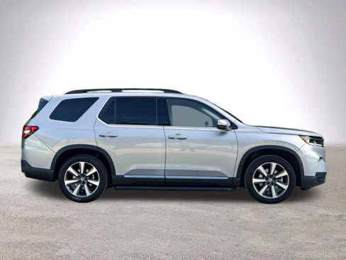 Used 2024 Honda Pilot Elite image 10