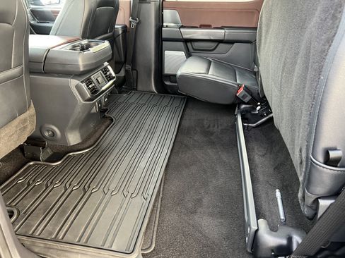 Used 2023 Ford F150 Lariat image 17