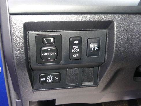 Used 2014 Toyota Tundra SR AWD/4WD image 26