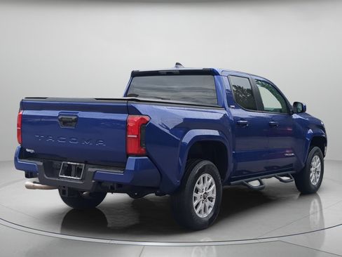 Used 2025 Toyota Tacoma SR5 RWD image 40