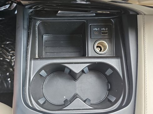 Used 2022 INFINITI QX50 Essential image 31