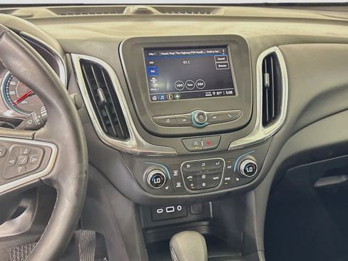 Used 2023 Chevrolet Equinox LT w/ Driver Convenience Package AWD/4WD image 18