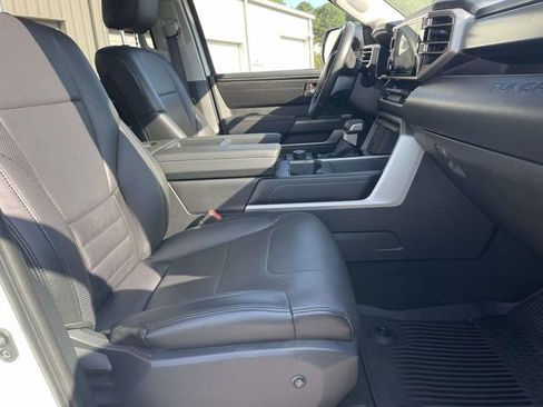 Used 2023 Toyota Tundra SR5 w/ SR5 Convenience Package AWD/4WD image 14