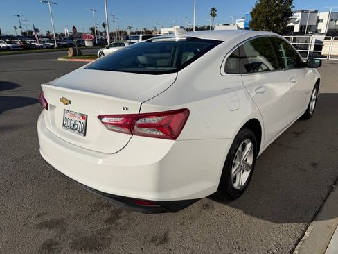 Used 2022 Chevrolet Malibu LT image 6