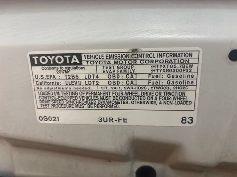 Used 2017 Toyota Tundra SR5 w/ TRD Off Road Package AWD/4WD image 45