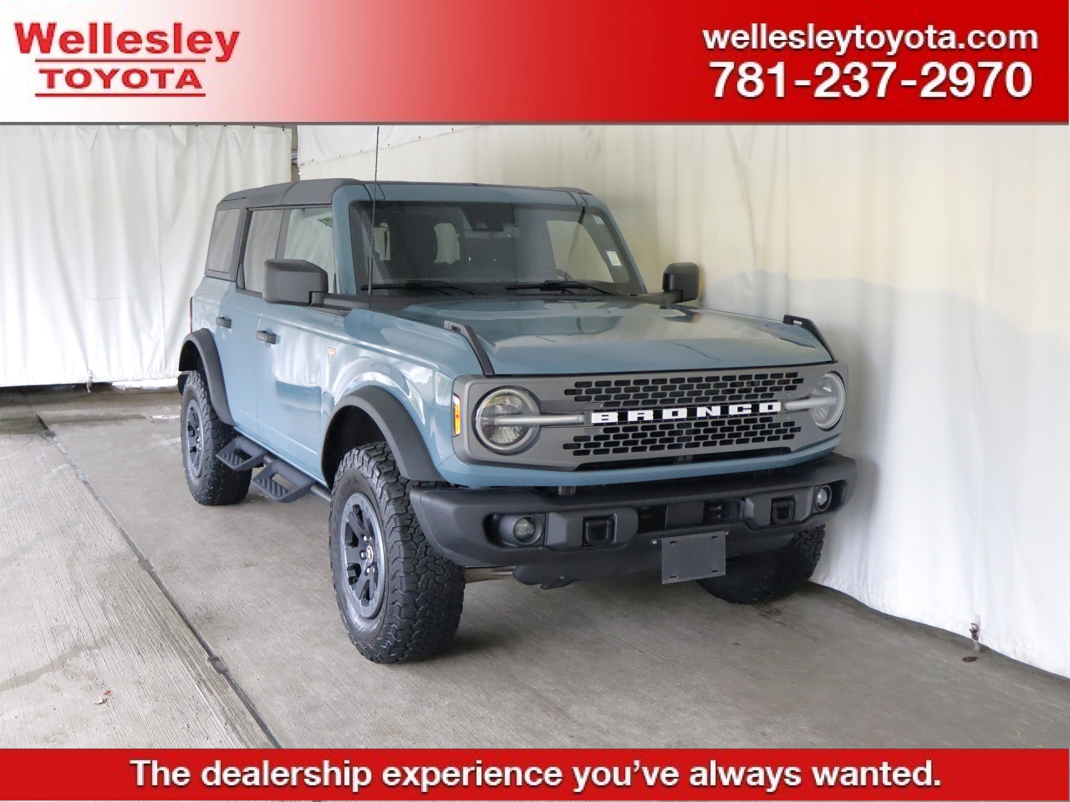 Used 2023 Ford Bronco Badlands AWD/4WD image 1