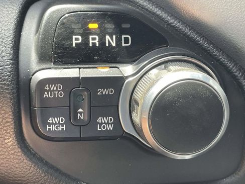 Used 2019 RAM 1500 Big Horn image 22