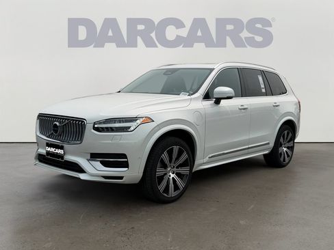 Certified 2024 Volvo XC90 T8 Plus w/ Protection Package Premier AWD/4WD image 3