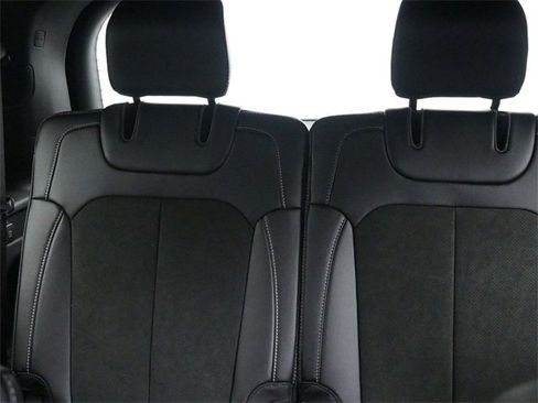 New 2025 Jeep Grand Cherokee L Altitude image 17