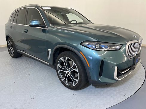 Certified 2024 BMW X5 sDrive40i w/ Premium Package image 6