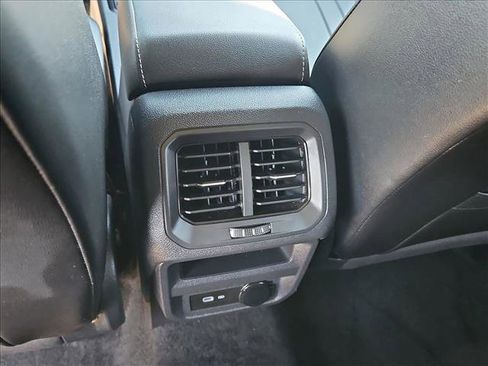 Used 2023 Volkswagen Tiguan SE R-Line image 18