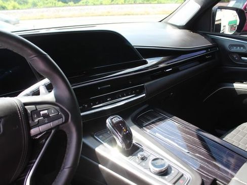 Used 2023 Cadillac Escalade V AWD/4WD image 14