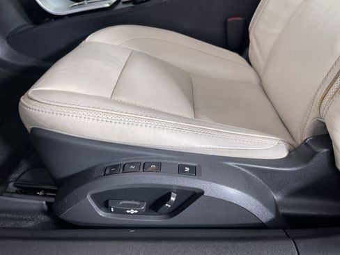 Used 2013 Volvo C70 T5 w/ Climate Pkg FWD image 13