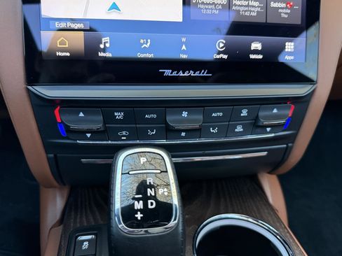 Used 2022 Maserati Quattroporte GT image 18