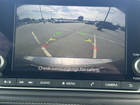 Certified 2025 Nissan Rogue SV w/ SV Premium Package FWD image 26