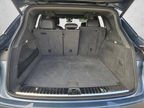 Used 2019 Porsche Cayenne AWD/4WD image 6