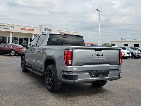 Used 2025 GMC Sierra 1500 Elevation w/ Elevation Premium Package AWD/4WD image 4
