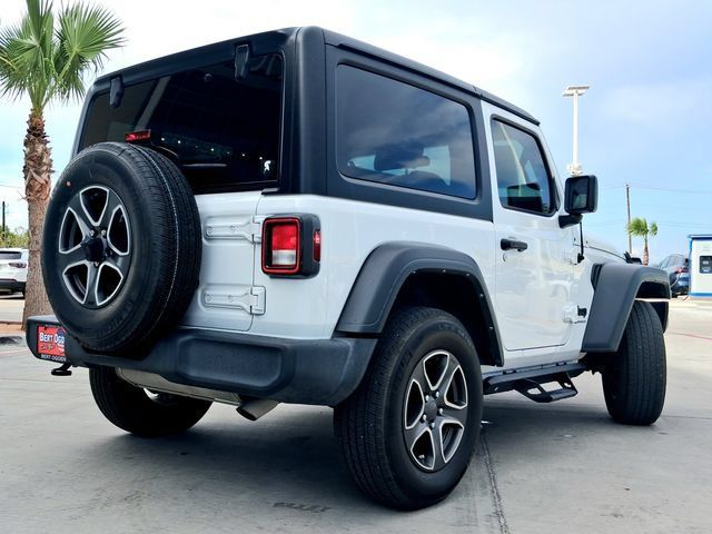 Used 2023 Jeep Wrangler Sport AWD/4WD image 7