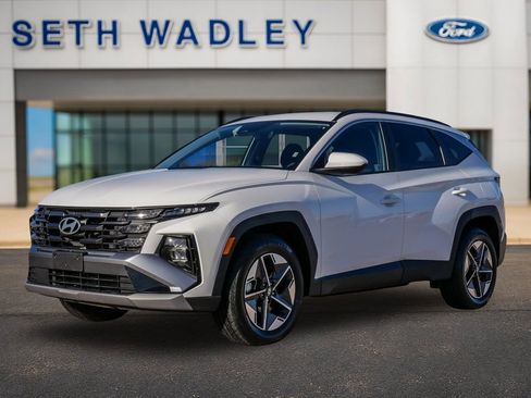 Used 2025 Hyundai Tucson SEL AWD/4WD image 3