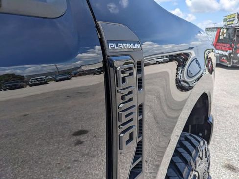 New 2025 Ford F350 Platinum w/ FX4 Off-Road Package AWD/4WD image 12