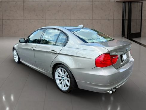Used 2009 BMW 328i Sedan RWD image 5