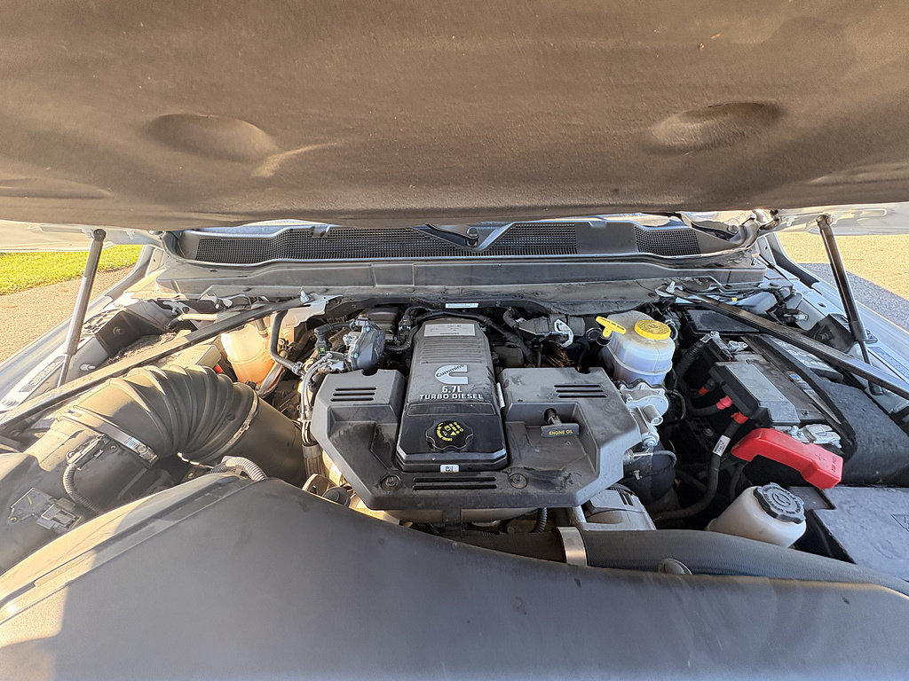 Used 2022 RAM 3500 Laramie AWD/4WD image 13