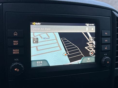 Used 2023 Mercedes-Benz Metris Passenger image 19