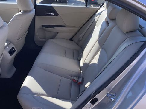 Used 2015 Honda Accord EX-L image 19