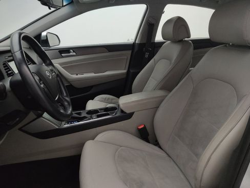Used 2016 Hyundai Sonata Sport w/ Option Group 1V FWD image 17