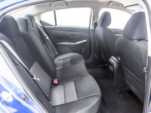 Used 2025 Nissan Sentra SV image 33