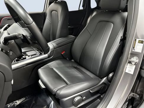 Used 2022 Mercedes-Benz GLA 250 4MATIC image 26