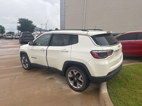Used 2020 Jeep Compass Limited FWD image 4