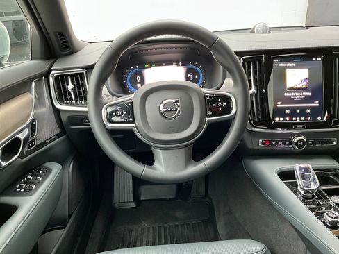 Certified 2024 Volvo S90 B6 Ultimate w/ Protection Package Premier image 16
