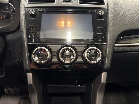 Used 2018 Subaru Forester 2.5i Premium w/ Popular Package #2A AWD/4WD image 21