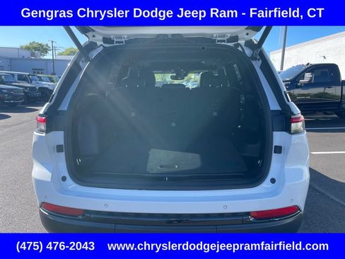 Certified 2023 Jeep Grand Cherokee Altitude AWD/4WD image 24