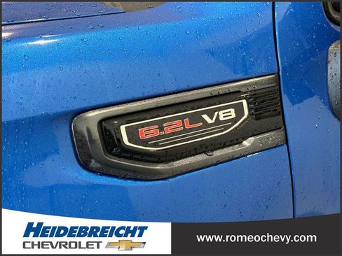 Certified 2023 GMC Sierra 1500 AT4 w/ AT4 Premium Package image 11