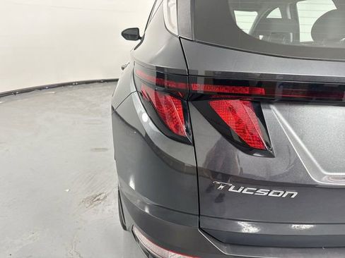 Used 2023 Hyundai Tucson SE image 29