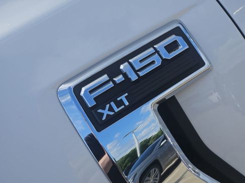 Used 2025 Ford F150 XLT w/ Equipment Group 301A Standard AWD/4WD image 14