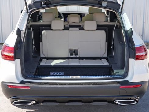 Used 2022 Mercedes-Benz E 450 4MATIC All-Terrain Wagon image 11