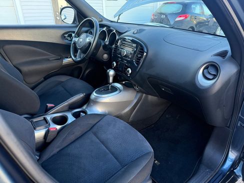 Used 2012 Nissan Juke SV image 18