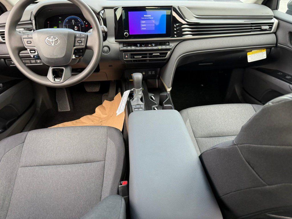 New 2026 Toyota Camry LE AWD/4WD image 8