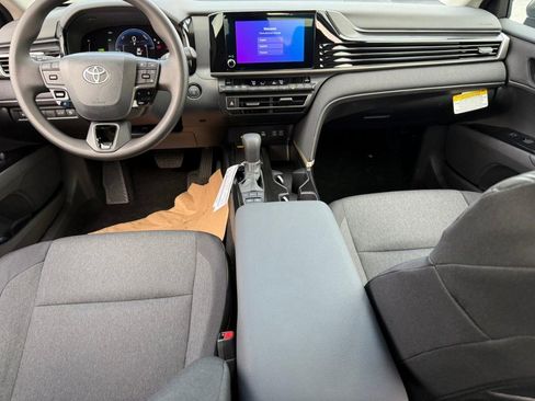 New 2026 Toyota Camry LE image 8