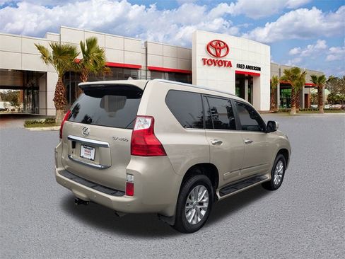 Used 2013 Lexus GX 460 w/ Comfort Plus Pkg image 4