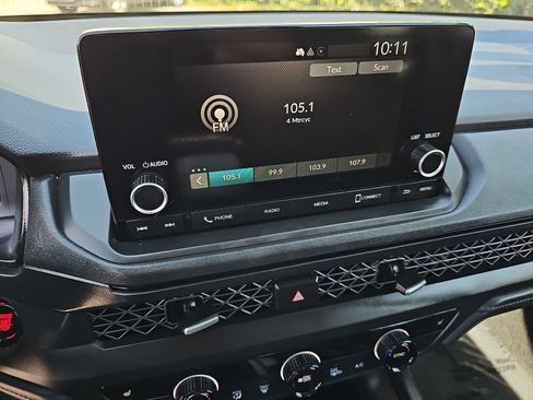 Certified 2023 Honda Accord EX image 19