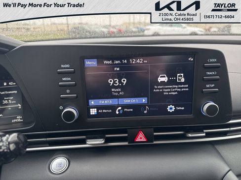 Used 2023 Hyundai Elantra SEL w/ Preferred Accessory Package image 15