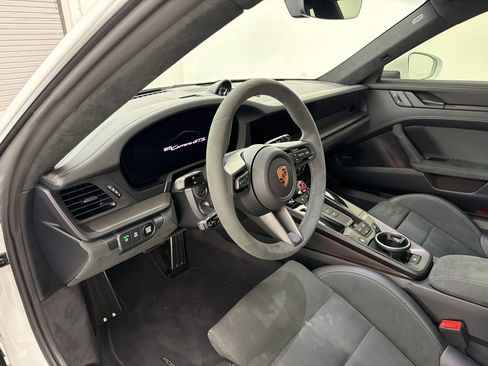 Certified 2026 Porsche 911 Carrera GTS RWD image 4