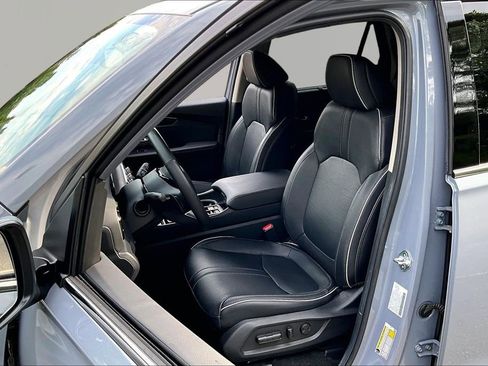Used 2025 Honda Pilot Elite image 15