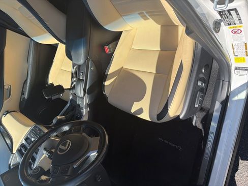 Used 2015 Lexus NX 200t F Sport w/ Premium Package image 9